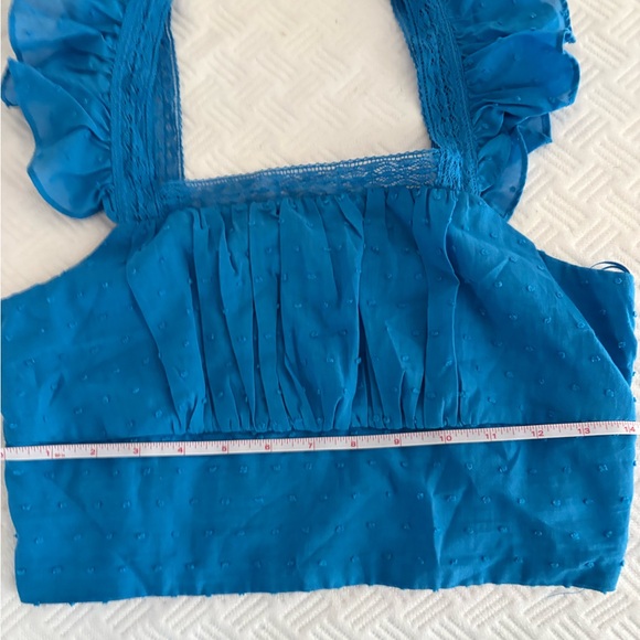 Kayley Swiss Dot Flutter Sleeve Crop Top - Picture 6 of 9